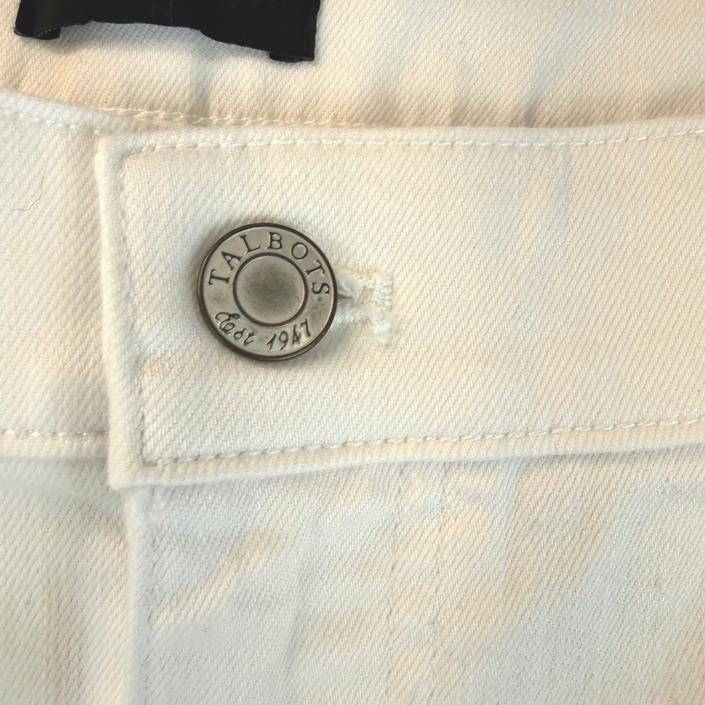 Talbots Girlfriend Denim Shorts 16 White 9" Inseam Stretch Cuffed Mid Rise - Picture 4 of 12
